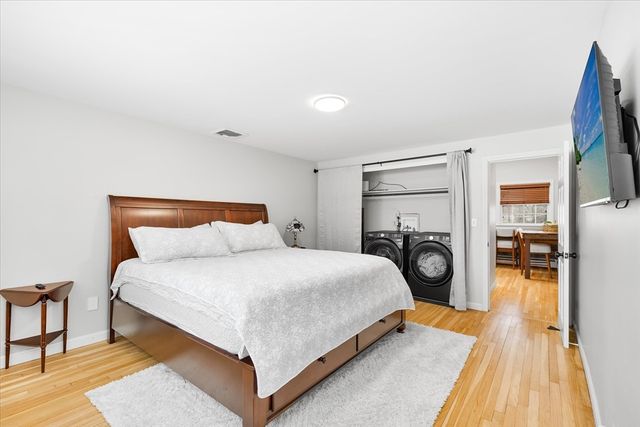 5 Lynn Lee Ter, East Bridgewater, MA 02333