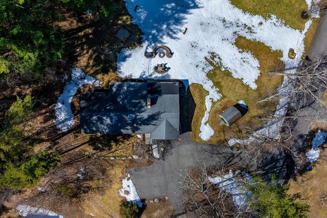 5 Lynn Lee Ter, East Bridgewater, MA 02333