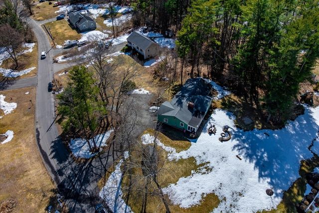 5 Lynn Lee Ter, East Bridgewater, MA 02333