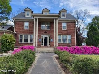 206 N Poplar Street F, Aberdeen, NC 28315