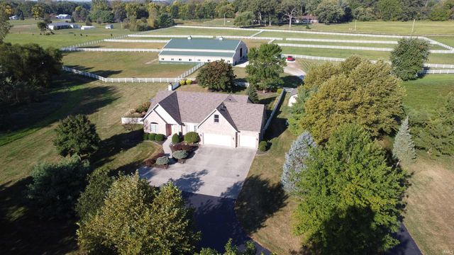 12100 W Native Trail, Yorktown, IN 47396
