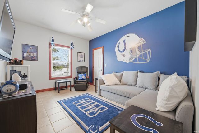 12100 W Native Trail, Yorktown, IN 47396