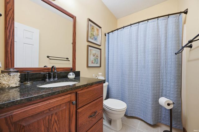 12100 W Native Trail, Yorktown, IN 47396