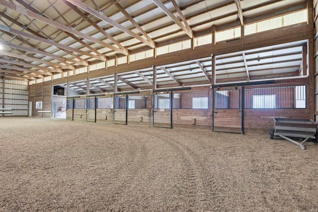 12100 W Native Trail, Yorktown, IN 47396