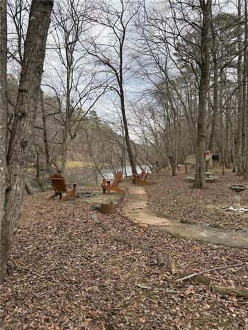 658 Navaho Way, Ellijay, GA 30540