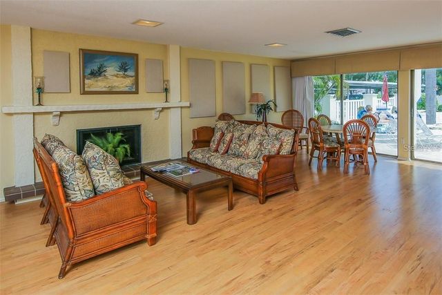 270 SANTA MARIA STREET 104, Venice, FL 34285