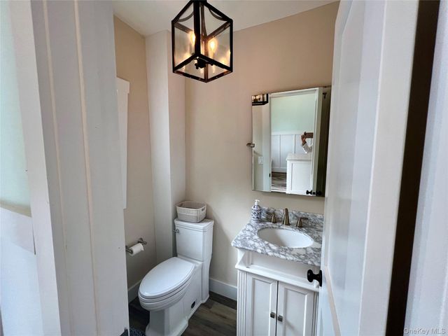 3 Wyona Court, Huntington, NY 11743