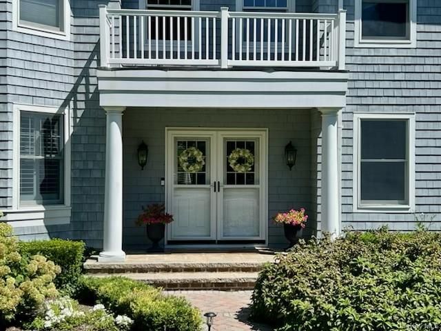 3 Wyona Court, Huntington, NY 11743
