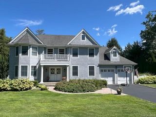 3 Wyona Court, Huntington, NY 11743