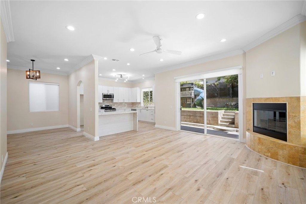 10508 Fernglen Avenue, Tujunga, CA 91042 — photo 4