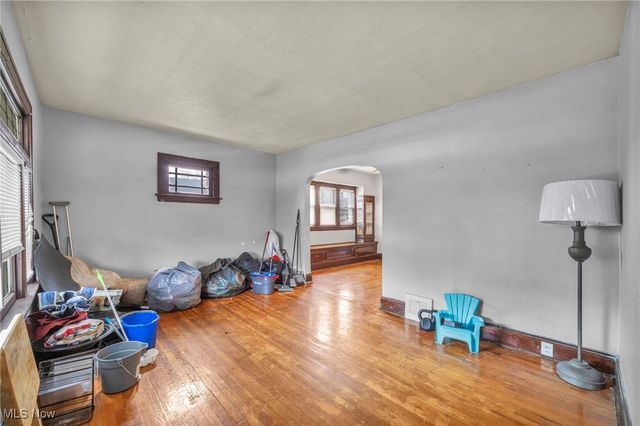 9818 Aetna Road, Cleveland, OH 44105