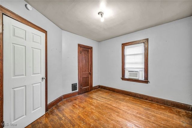 9818 Aetna Road, Cleveland, OH 44105