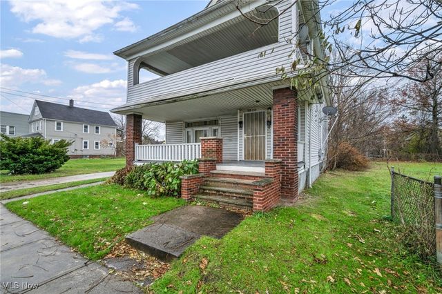 9818 Aetna Road, Cleveland, OH 44105