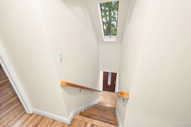 61 S Bay Avenue, Massapequa, NY 11758