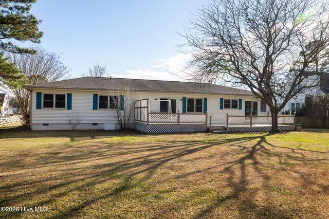 115 Olga Road, Beaufort, NC 28516