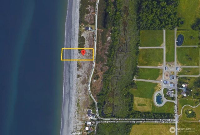 4689 Surfcrest Drive, Oak Harbor, WA 98277