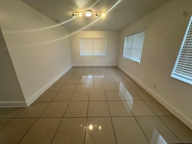7777 Pines Blvd 222, Pembroke Pines, FL 33024