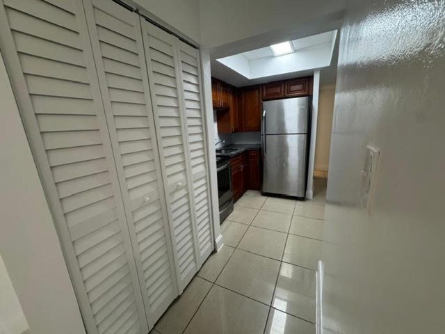7777 Pines Blvd 222, Pembroke Pines, FL 33024