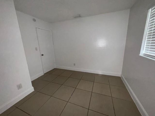 7777 Pines Blvd 222, Pembroke Pines, FL 33024
