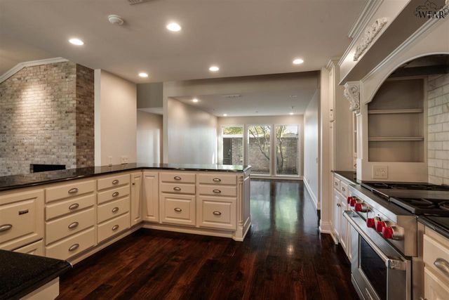 2516 BEEFEATER DRIVE, Wichita Falls, TX 76308