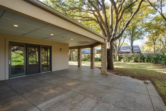 2516 BEEFEATER DRIVE, Wichita Falls, TX 76308