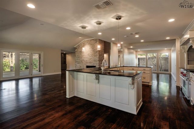 2516 BEEFEATER DRIVE, Wichita Falls, TX 76308