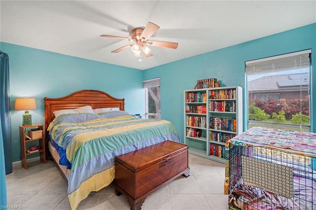 2215 SE 8th ST, Cape Coral, FL 33990