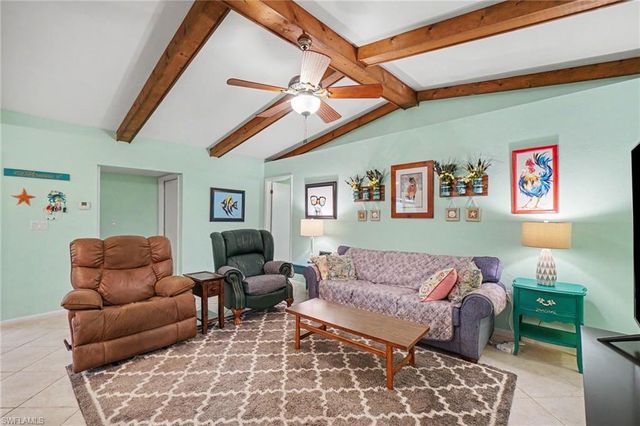 2215 SE 8th ST, Cape Coral, FL 33990