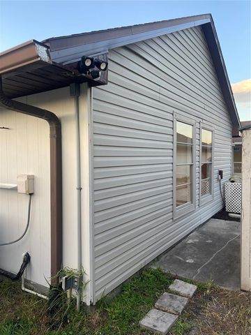 10813 VENICE CIRCLE, Tampa, FL 33635