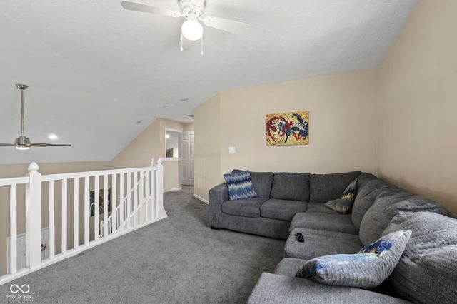 2422 Montezuma Express Drive, Greenfield, IN 46140