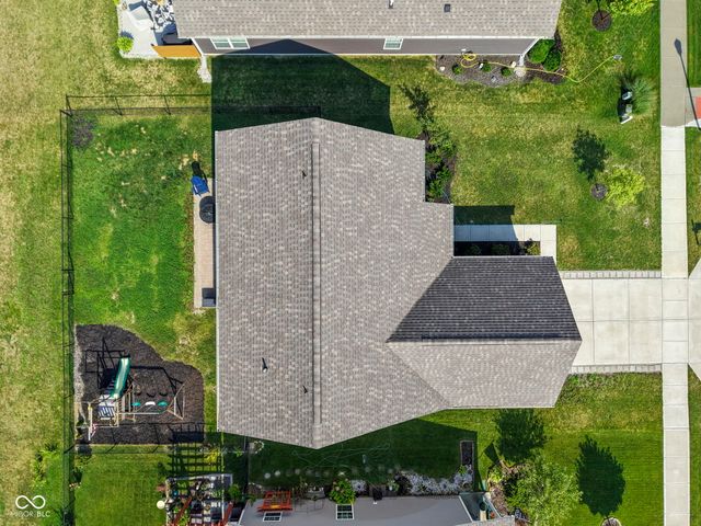 2422 Montezuma Express Drive, Greenfield, IN 46140