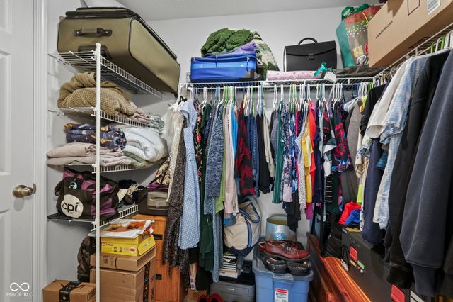 2422 Montezuma Express Drive, Greenfield, IN 46140