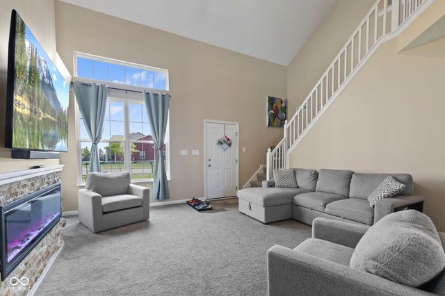 2422 Montezuma Express Drive, Greenfield, IN 46140
