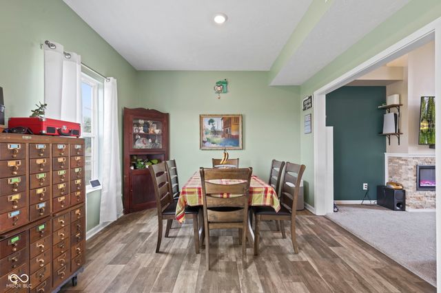 2422 Montezuma Express Drive, Greenfield, IN 46140