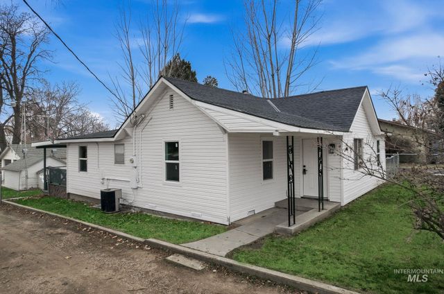 2314 Hillcrest, Caldwell, ID 83605