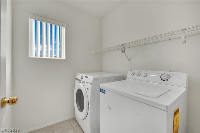 9018 Toast Avenue, Las Vegas, NV 89148