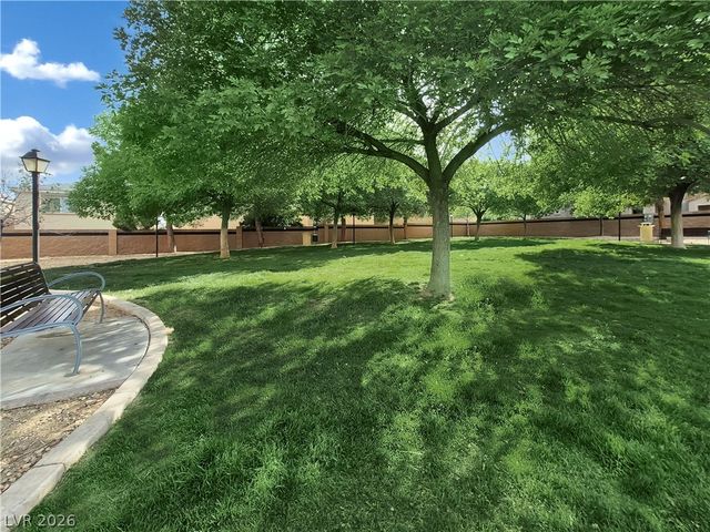 9018 Toast Avenue, Las Vegas, NV 89148