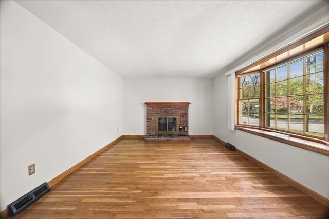 7 Glen Echo Blvd, Stoughton, MA 02072