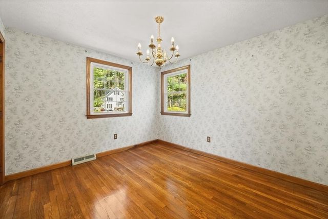 7 Glen Echo Blvd, Stoughton, MA 02072
