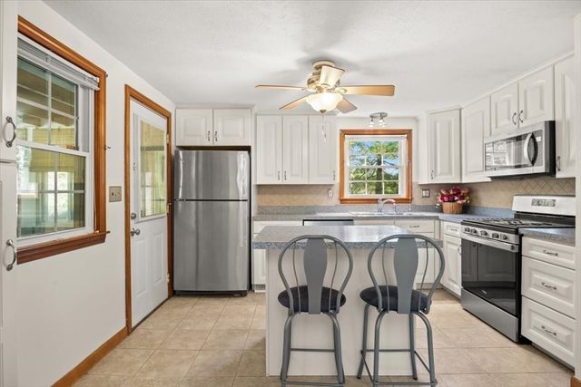 7 Glen Echo Blvd, Stoughton, MA 02072