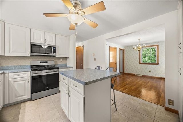 7 Glen Echo Blvd, Stoughton, MA 02072