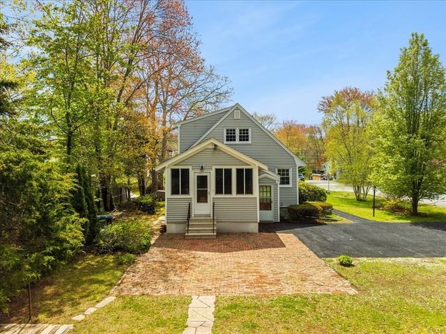 7 Glen Echo Blvd, Stoughton, MA 02072