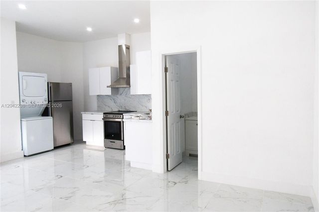 15571 SW 183rd Ln A, Miami, FL 33187