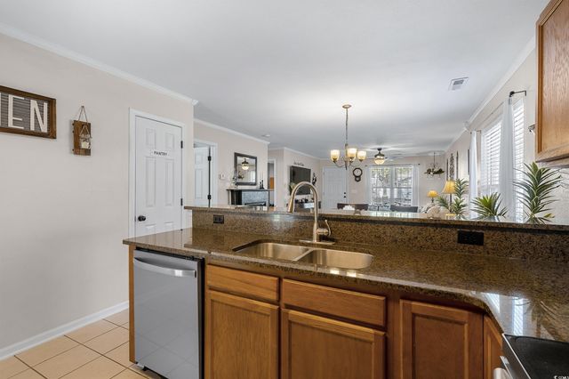 813 Silvercrest Dr., Myrtle Beach, SC 29579
