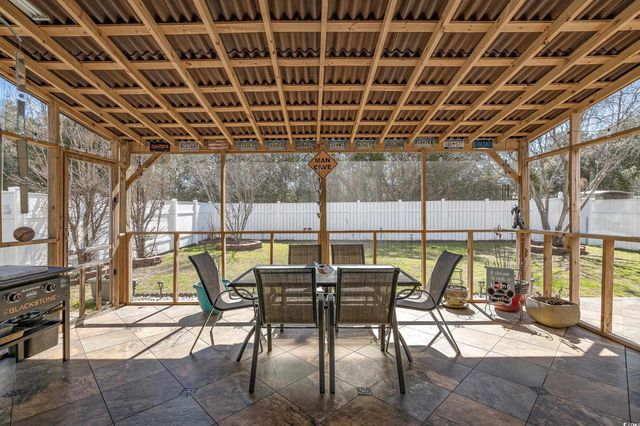 813 Silvercrest Dr., Myrtle Beach, SC 29579