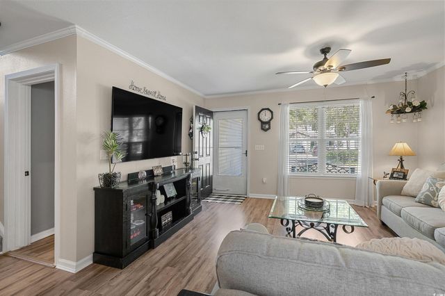 813 Silvercrest Dr., Myrtle Beach, SC 29579