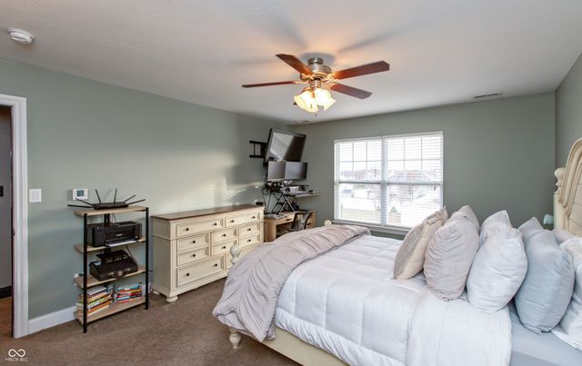 143 Stamford Drive, Pittsboro, IN 46167