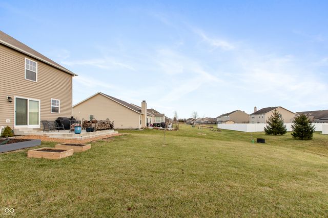 143 Stamford Drive, Pittsboro, IN 46167