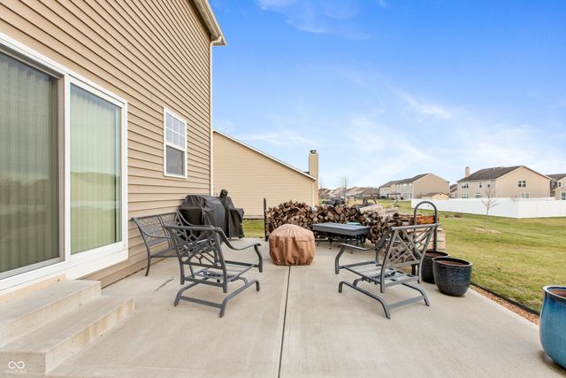 143 Stamford Drive, Pittsboro, IN 46167