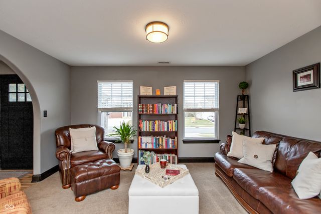 143 Stamford Drive, Pittsboro, IN 46167